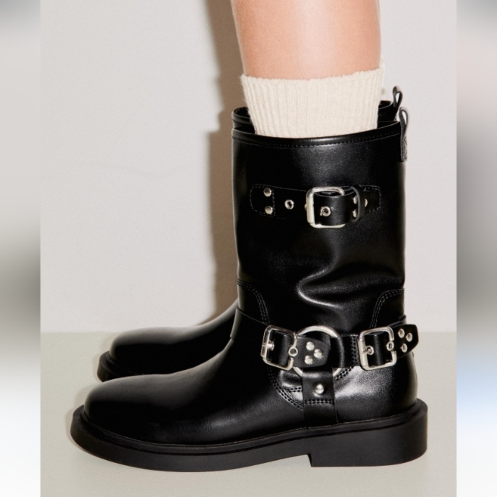 Zara Girls Black Buckle Biker Boots Sz-36/4